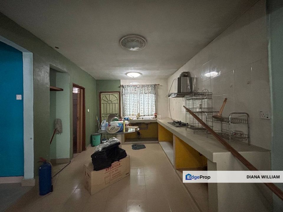 Renovated End Lot Double Storey Terrace Low Cost, Taman Sungai Kapar Indah, Kapar Klang FOR SALE, Selangor, Kapar 