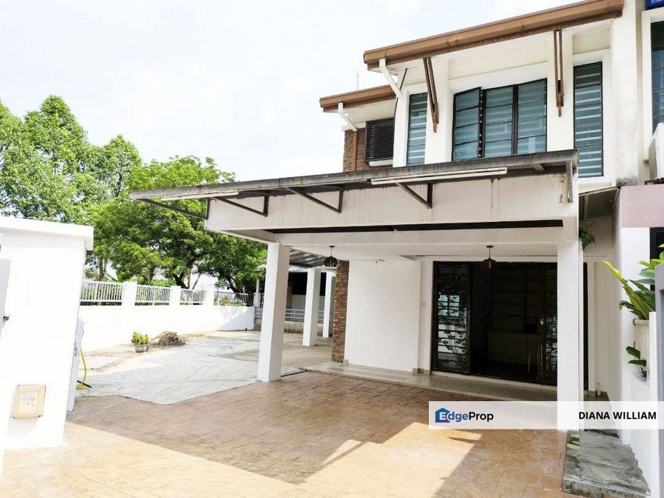 CORNER LOT Double Storey Terrace, Jalan Putra Harmoni, Putra Height, Subang Jaya FOR SALE, Selangor, Subang Jaya