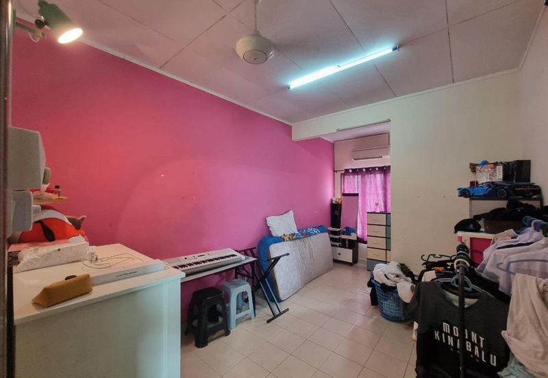 Jalan Makyong, Bandar Bukit Raja