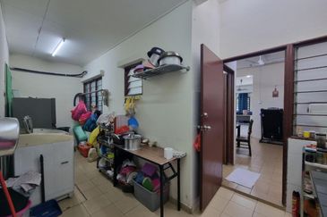 Jalan Makyong, Bandar Bukit Raja