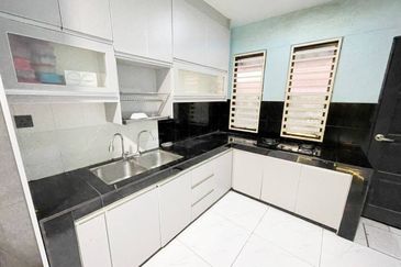 Bandar Baru Salak Tinggi