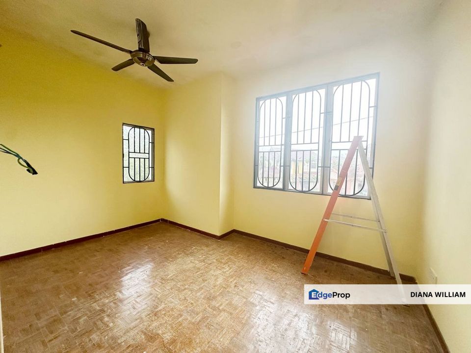 Double Storey Semi D Cluster Bandar Tasik Puteri Rawang For SALE , Selangor, Rawang