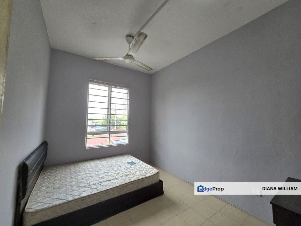 GROUND FLOOR Pangsapuri Laman Suria, Kajang Utama FOR SALE , Selangor, Kajang