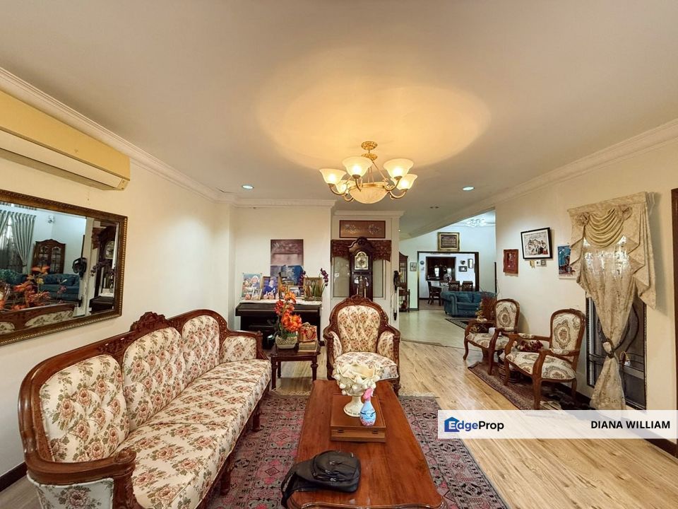 Fully renovated & Facing Open Semi D 2.5 STOREY UKAY PERDANA FOR SALE, Selangor, Ulu Kelang