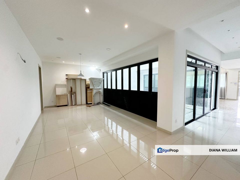 Facing Open Double Storey Superlink Aralia Elmina Gardens Denai Alam FOR SALE, Selangor, Shah Alam