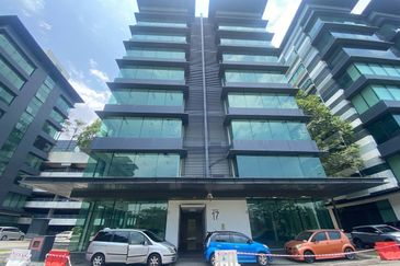 Freehold COMMERCIAL 8 STOREY BUILDINGS FOR SALE STAR CENTRAL @ CYBERJAYA 
