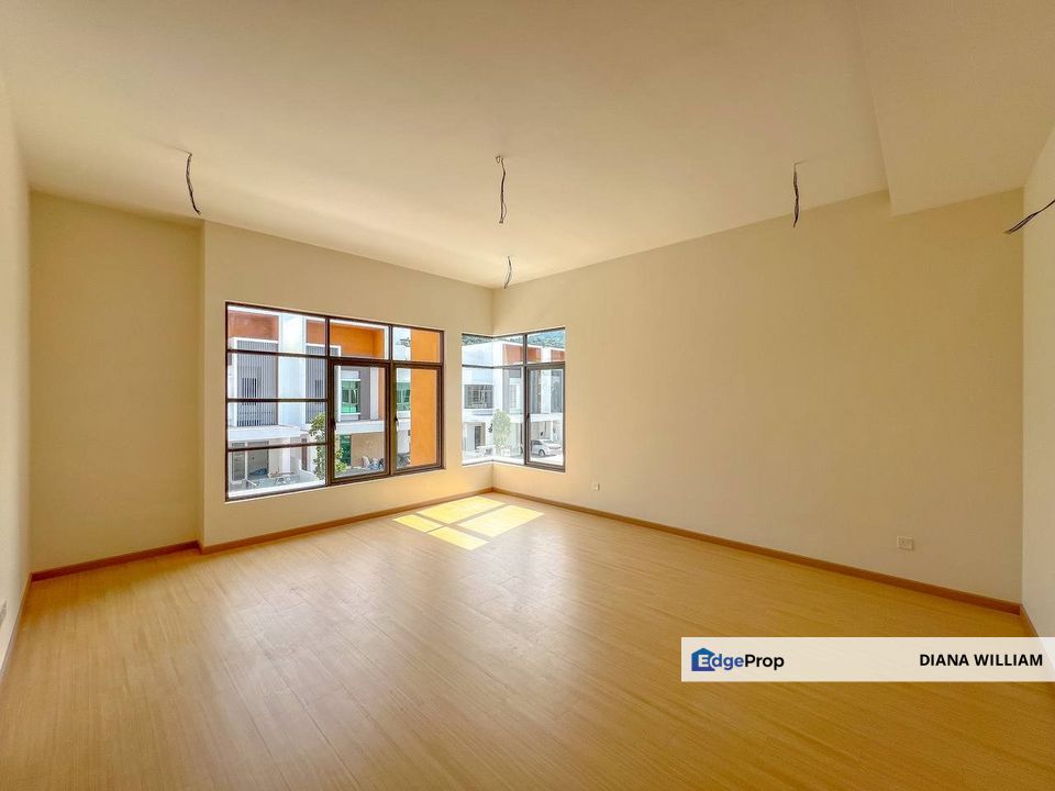 Double Storey Semi D SEMANJA GARDEN HOMES, KAJANG For Sale , Selangor, Bangi