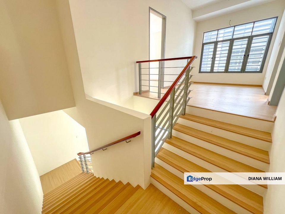 Double Storey Semi D SEMANJA GARDEN HOMES, KAJANG For Sale , Selangor, Bangi