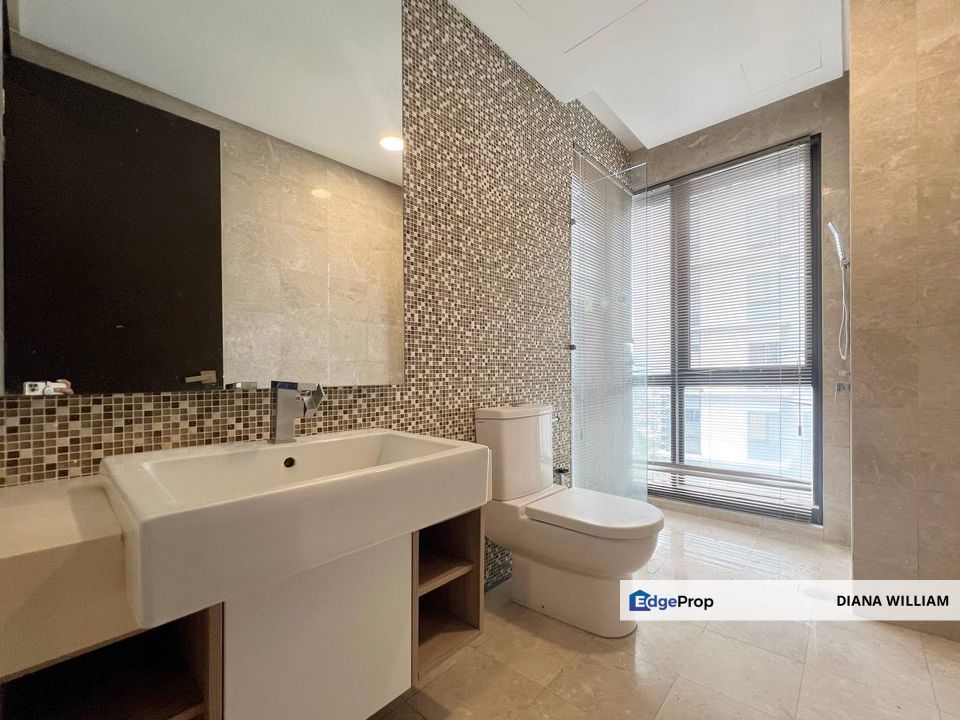 Cheapest corner unkit Partly Furnished  The Elements @ Ampang For Sale , Kuala Lumpur, KL City