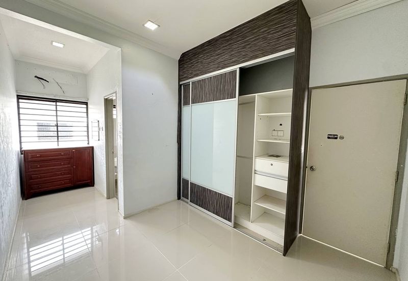 Corner Lot Double Storey Taman Desa Budiman Bandar Sungai Long Kajang