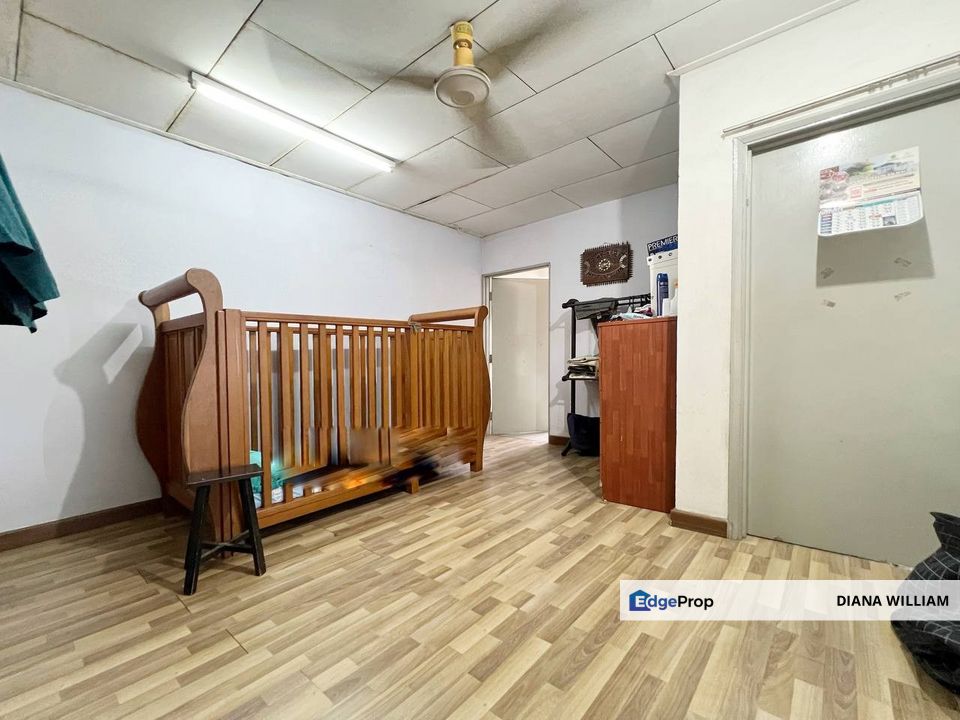 Facing Open Renovated Double Storey SS7 Kelana Jaya Petaling Jaya For Sale, Selangor, Petaling Jaya