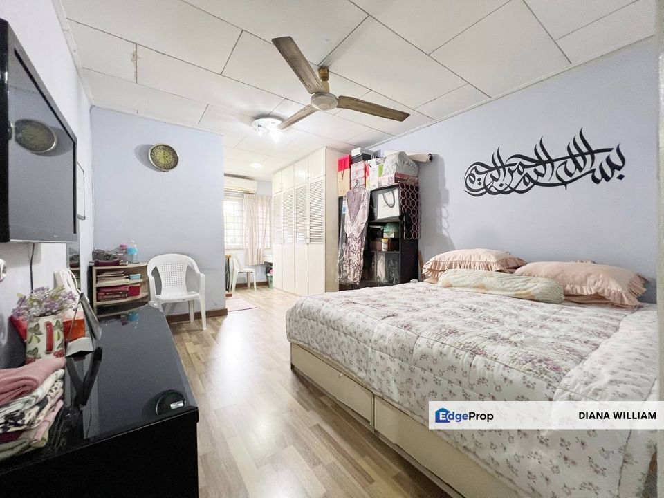 Facing Open Renovated Double Storey SS7 Kelana Jaya Petaling Jaya For Sale, Selangor, Petaling Jaya