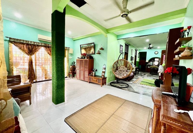 Taman Sri Raya, Batu 9