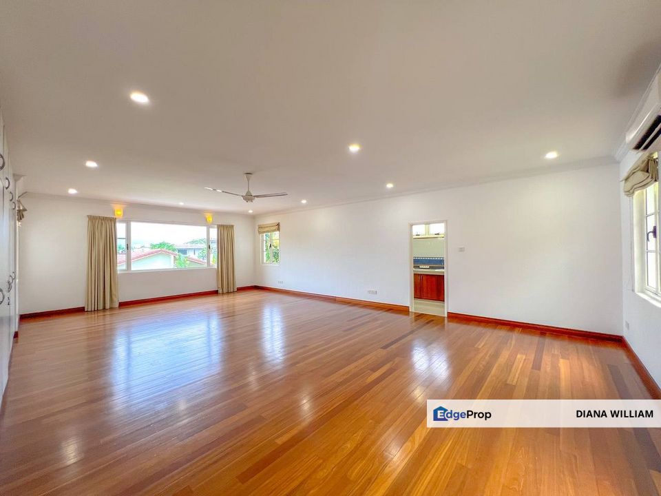 Double Storey Bungalow House UKAY HEIGHTS, AMPANG For Sale, Selangor, Ampang