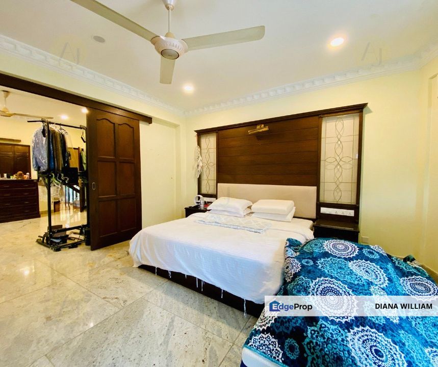 TAMAN BUKIT JOBINA 3.5 STOREY BUNGALOW For Sale , Selangor, Ulu Kelang