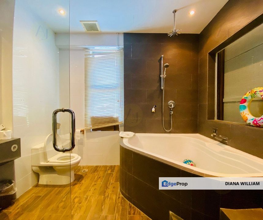 FREEHOLD SERING UKAY  2.5 STOREY SUPERLINK For Sale , Selangor, Ulu Kelang