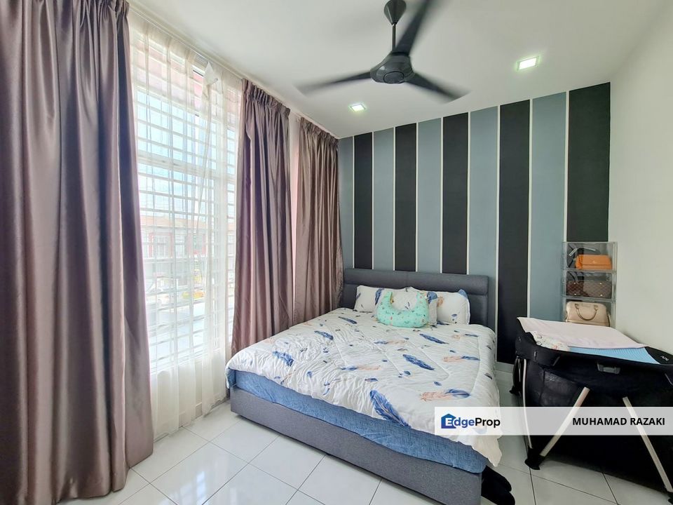 Maple Hillpark, Bandar Puncak Alam, Double Storey Terrace For Sale, Selangor, Sungai Buloh