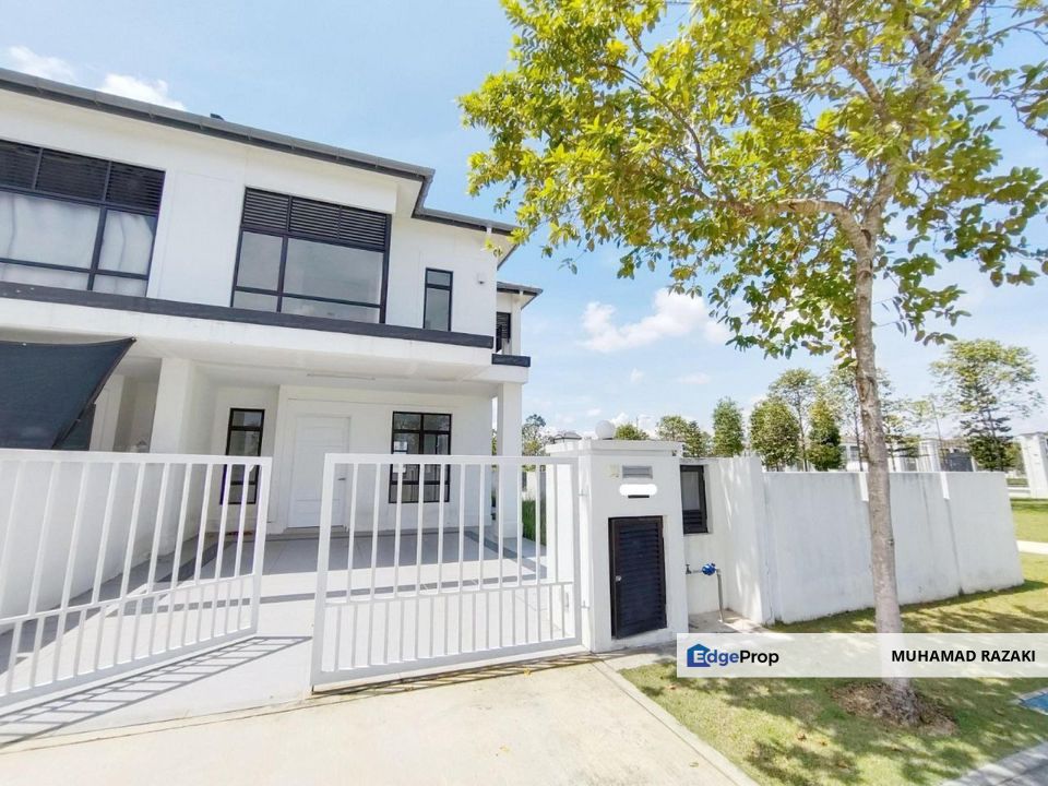 Graham Garden, Eco Grandeur, Puncak Alam, End Lot Double Storey Terrace ...