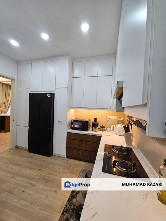 Semi- D Hemingway Residence, Bandar Seri Coalfields For Sale FREEHOLD Fully Furnished Fully Renovated , Selangor, Sungai Buloh