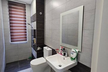 Hemingway Residence @ Bandar Seri Coalfields