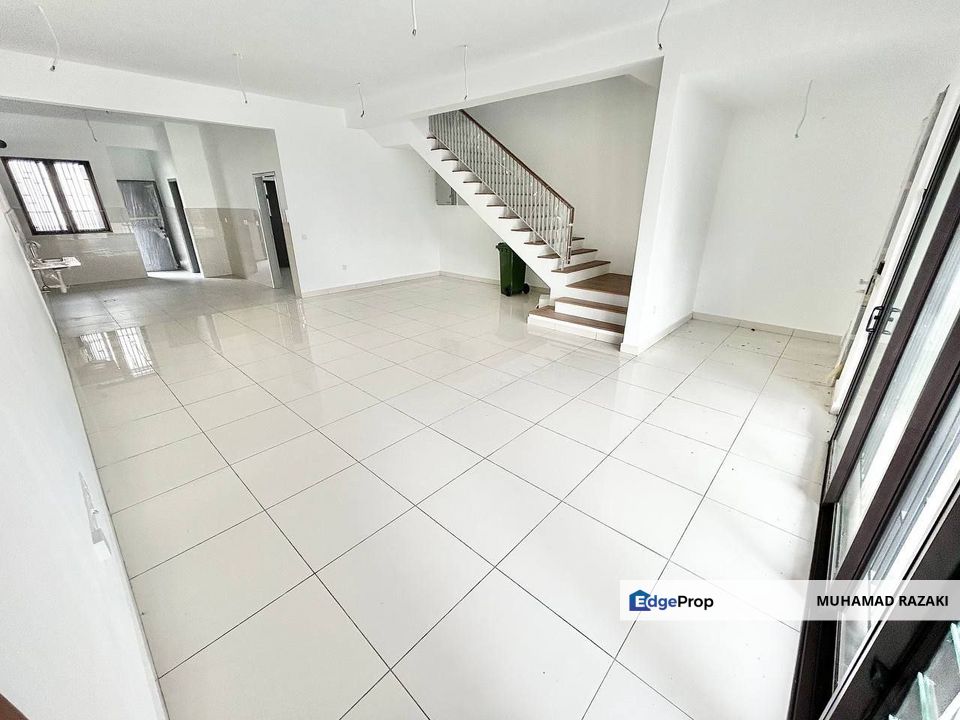 Elmina Green 6, Double Storey Terrace For Sale. FREEHOLD & New Unit Still Under Warranty!, Selangor, Shah Alam