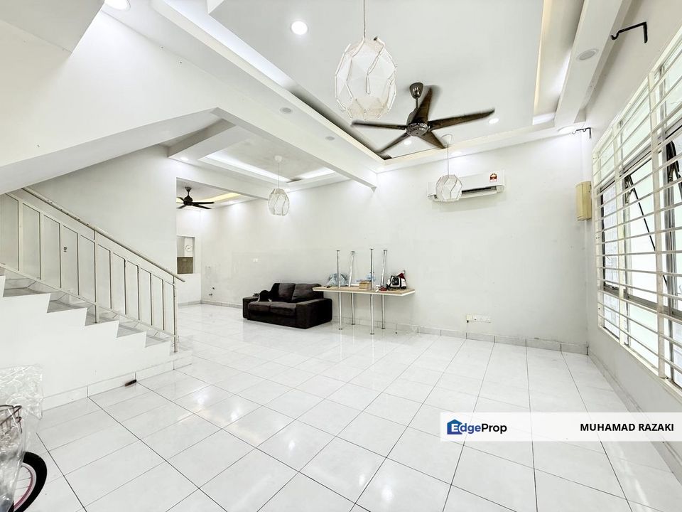 Maple Hillpark, Puncak Alam, Double Storey For Sale. Nearby UiTM, Gated & Guarded Area, Selangor, Sungai Buloh