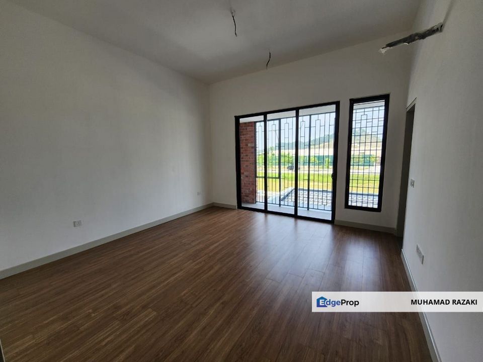 Elmina Green 3, Elmina West, Facing Open Double Storey Terrace For Sale, Selangor, Sungai Buloh