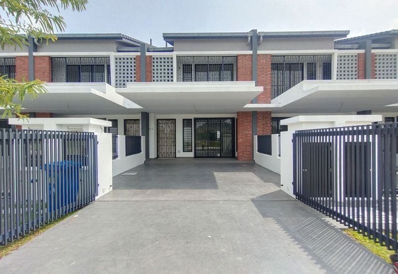 Elmina Green Three @ City of Elmina