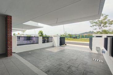 Elmina Green Three @ City of Elmina