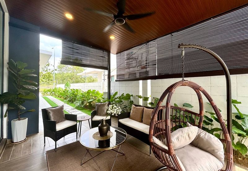 Persiaran Puncak Alam 1 