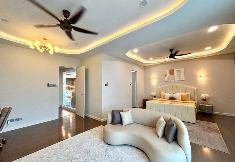 Persiaran Puncak Alam 1 