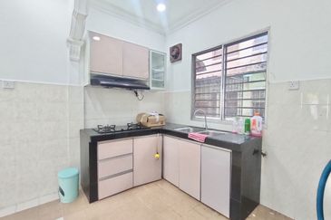 Persiaran Puncak Alam 1 