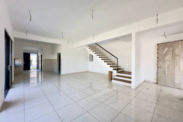 Elmina Green Three @ City of Elmina