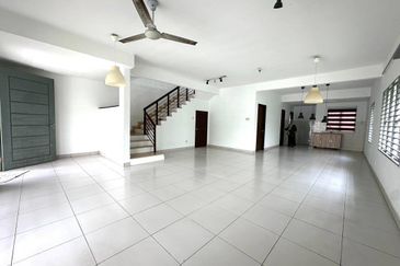 Cahaya SPK, Seksyen U9