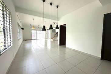 Cahaya SPK, Seksyen U9