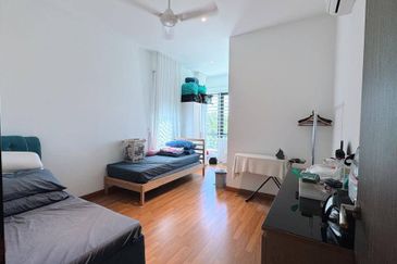 ATHIRA, Bandar Bukit Raja