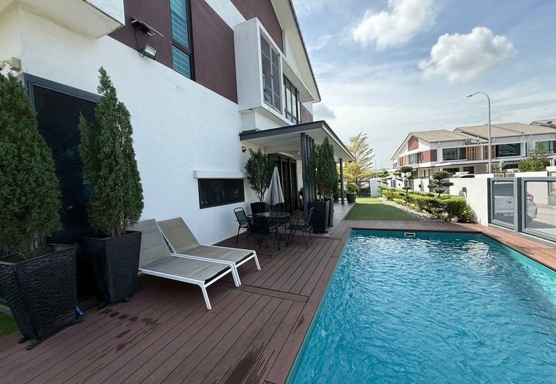 ATHIRA, Bandar Bukit Raja