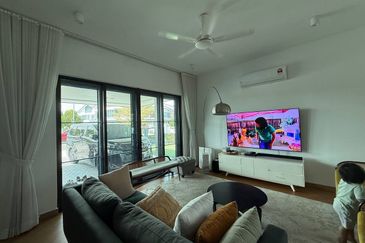 ATHIRA, Bandar Bukit Raja