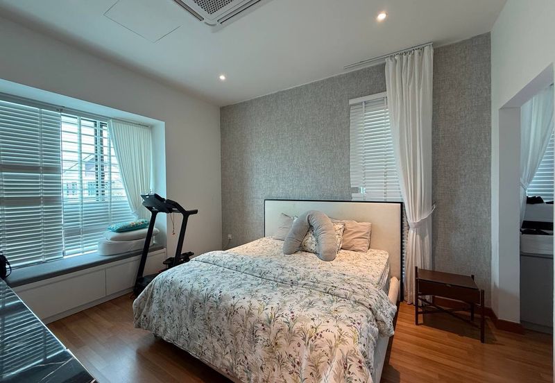 ATHIRA, Bandar Bukit Raja