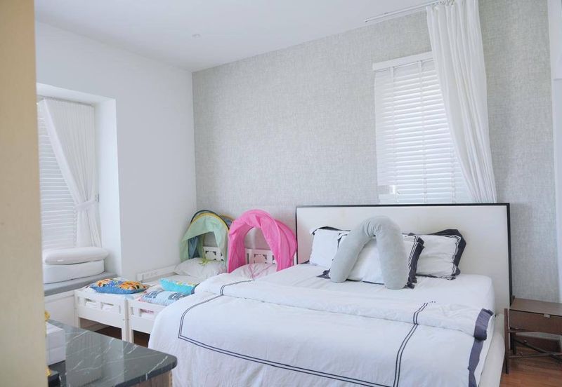 ATHIRA, Bandar Bukit Raja