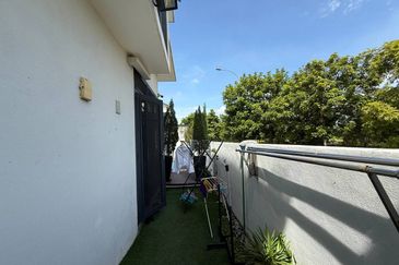 ATHIRA, Bandar Bukit Raja