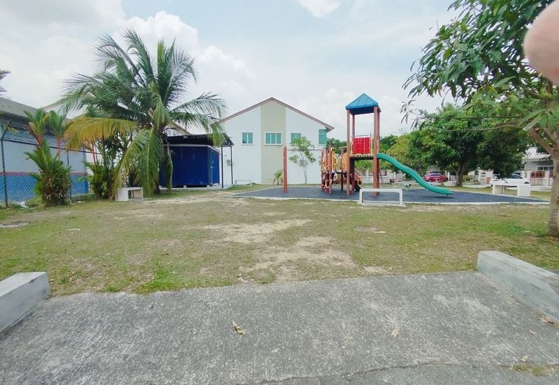 Persiaran Puncak Alam 1 