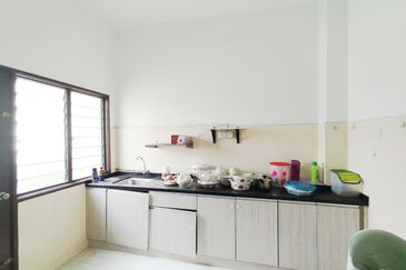 Persiaran Puncak Alam 1 