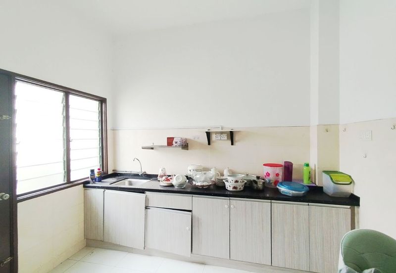 Persiaran Puncak Alam 1 