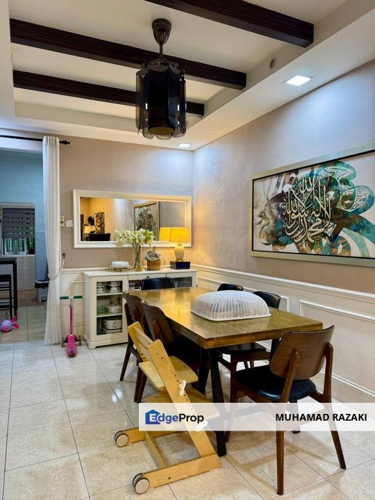 Bandar Nusaputra Precint 1, Puchong, Double Storey Terrace House For Sale. Fully Extended Kitchen, Selangor, Puchong South
