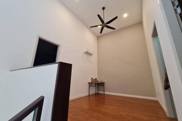 Hemingway Residence @ Bandar Seri Coalfields