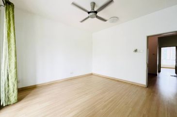 Ariza Elmina Gardens