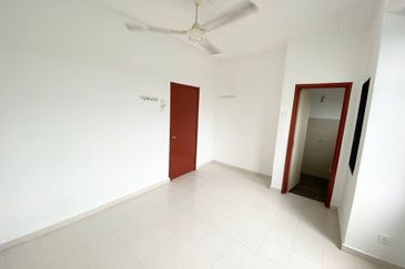 Persiaran Puncak Alam 1 