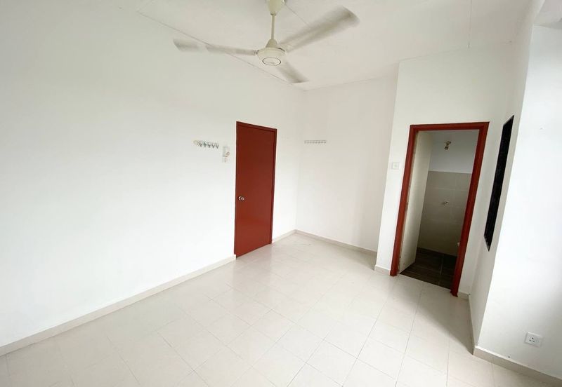 Persiaran Puncak Alam 1 