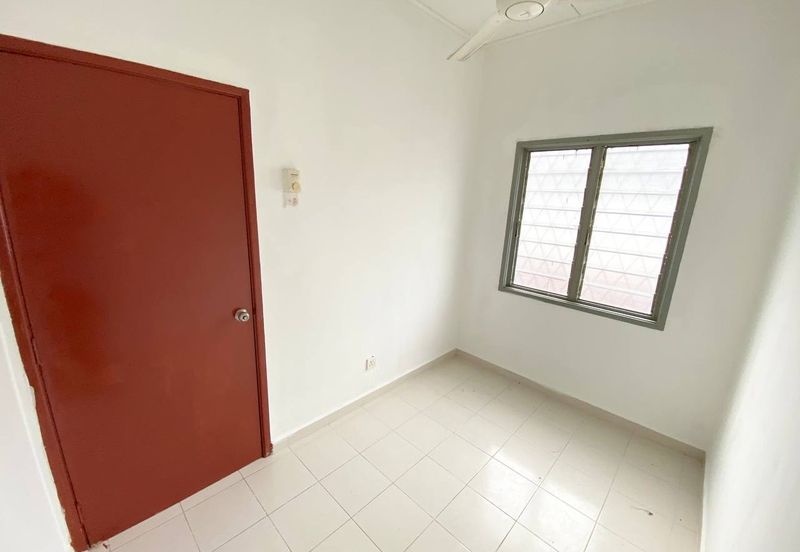 Persiaran Puncak Alam 1 